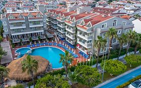 Begonville Hotel (Adults Only)